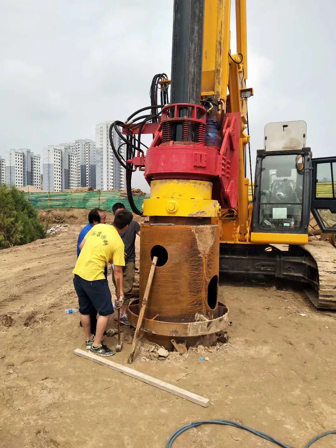 旋挖鉆機全跟進護筒